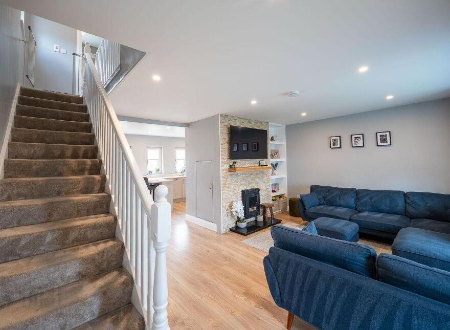 35 Railway View, Templemore, E41XT92