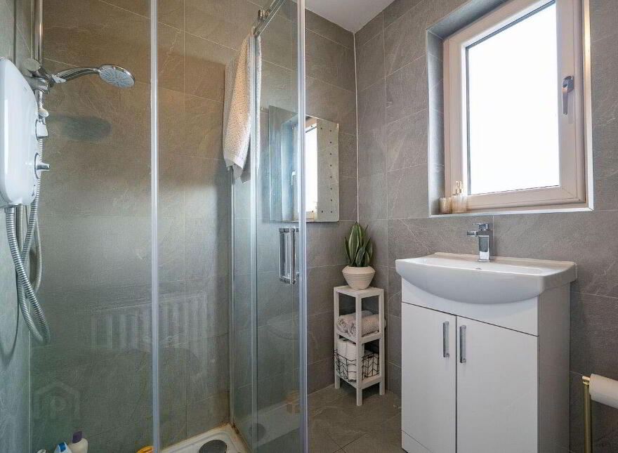 35 Railway View, Templemore, E41XT92