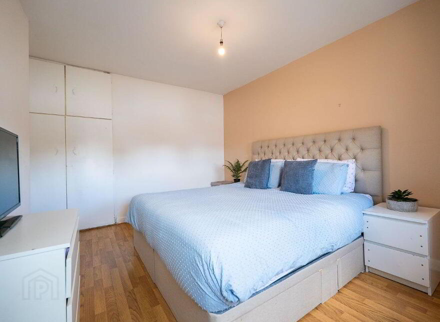 35 Railway View, Templemore, E41XT92
