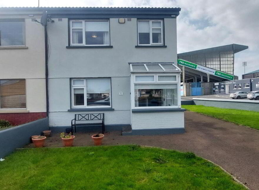 82 Childers Park, Thurles, E41DR72