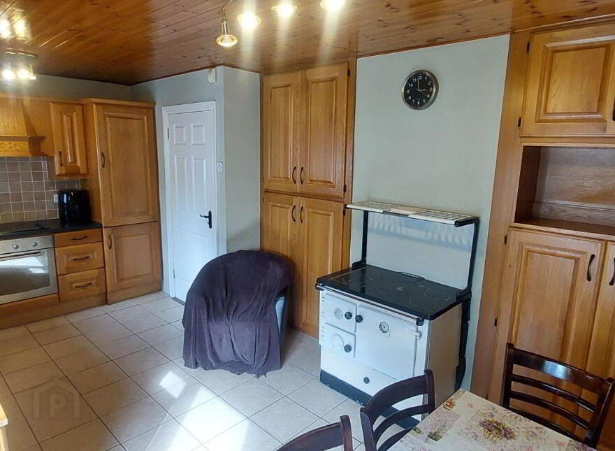 82 Childers Park, Thurles, E41DR72