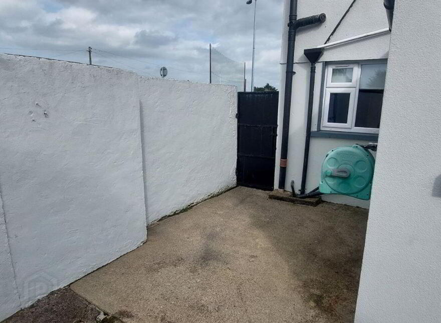 82 Childers Park, Thurles, E41DR72