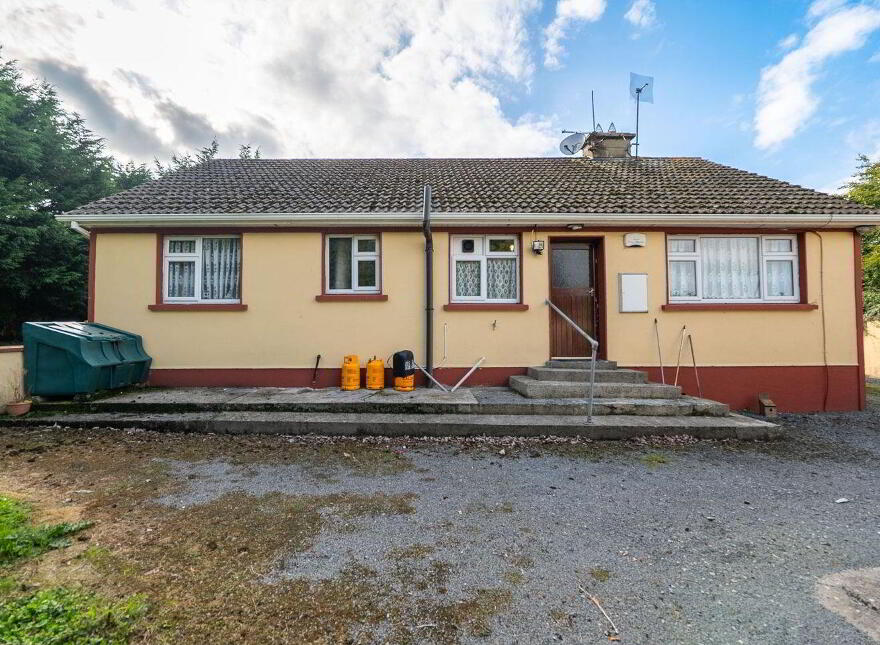 Athnid More, Thurles, E41RX82
