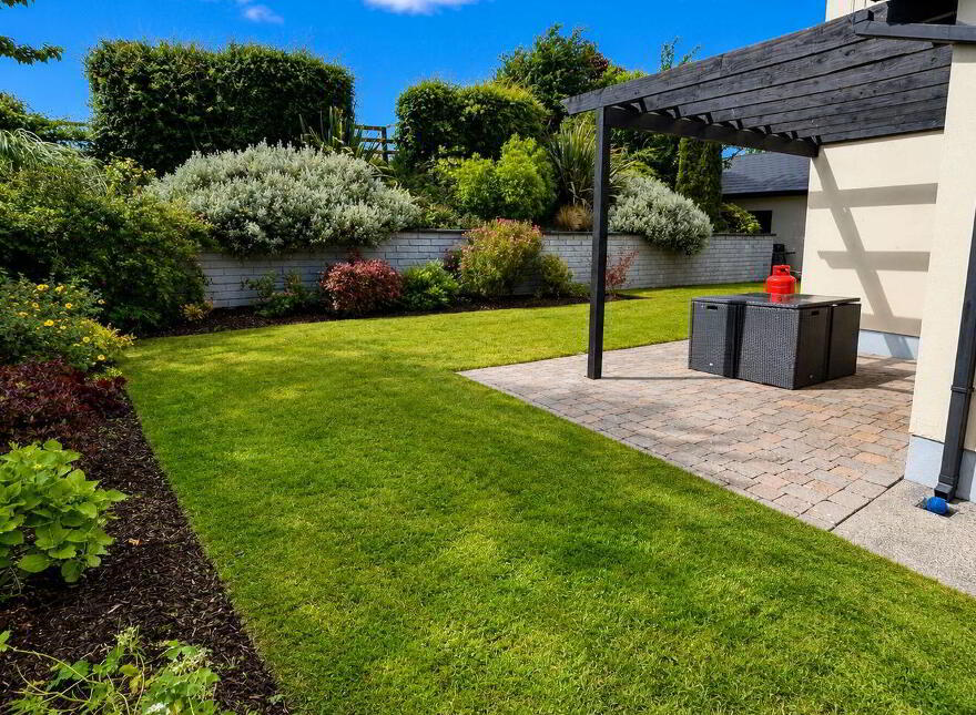 4 Na Cluainte, Killeenadeema, Loughrea, H62P865