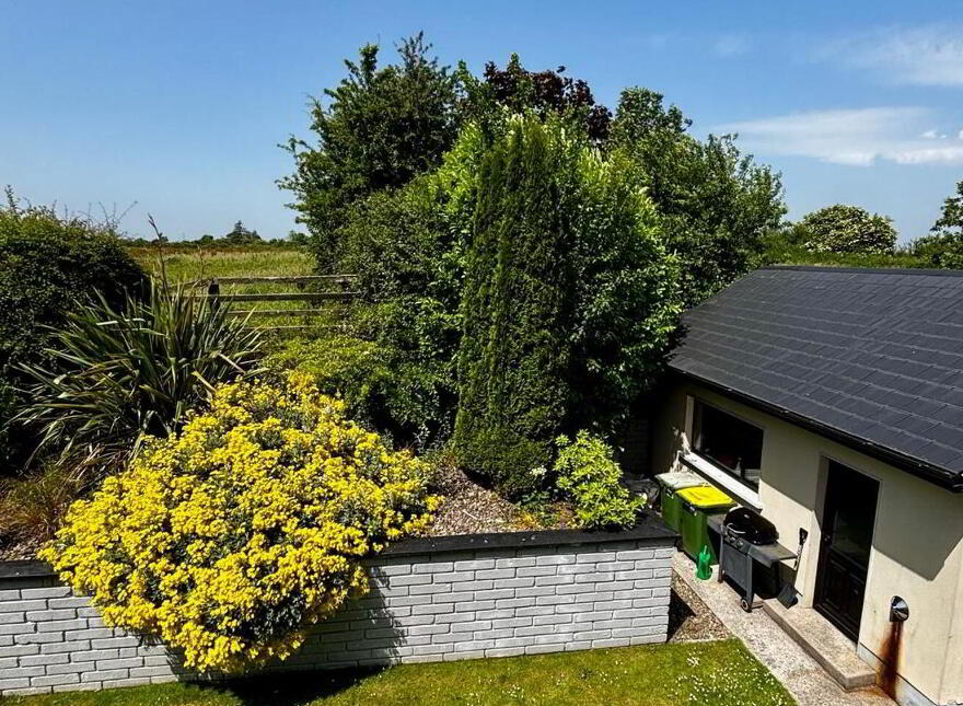 4 Na Cluainte, Killeenadeema, Loughrea, H62P865
