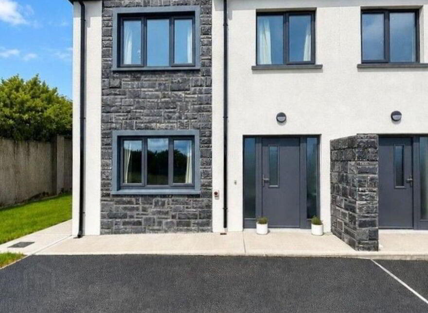 43 Ard Rua Meadows, Claremorris, F12D5X4