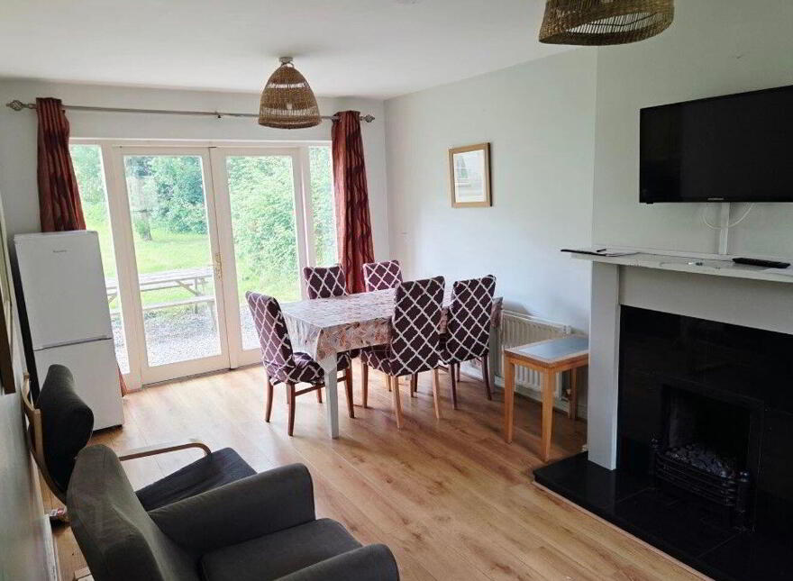 17 Bunratty Castle Gardens, Hurlers Cross, Hurlers Cross, V95E893