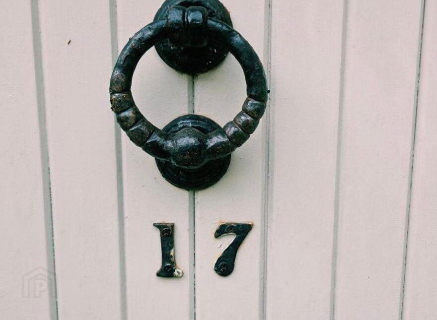 17 Bunratty Castle Gardens, Hurlers Cross, Hurlers Cross, V95E893