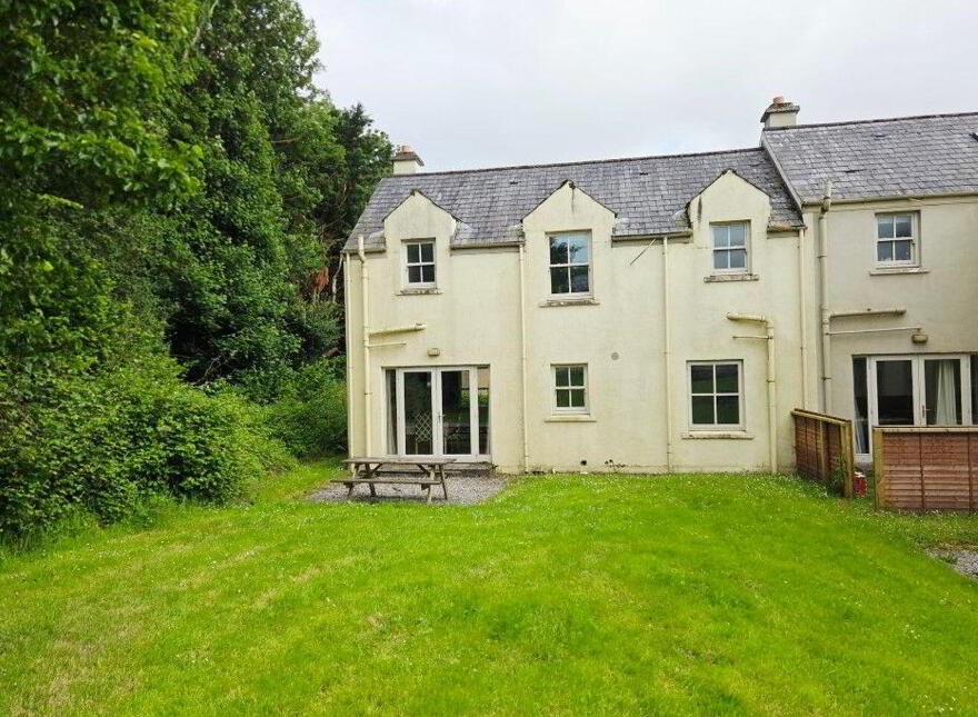17 Bunratty Castle Gardens, Hurlers Cross, Hurlers Cross, V95E893
