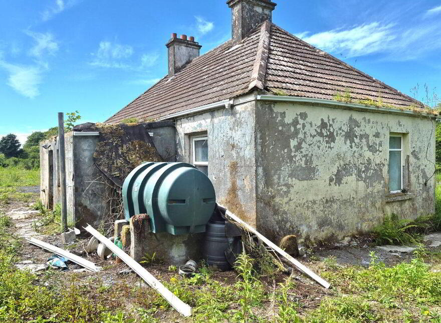 Sonnagh, Charlestown, F12X212