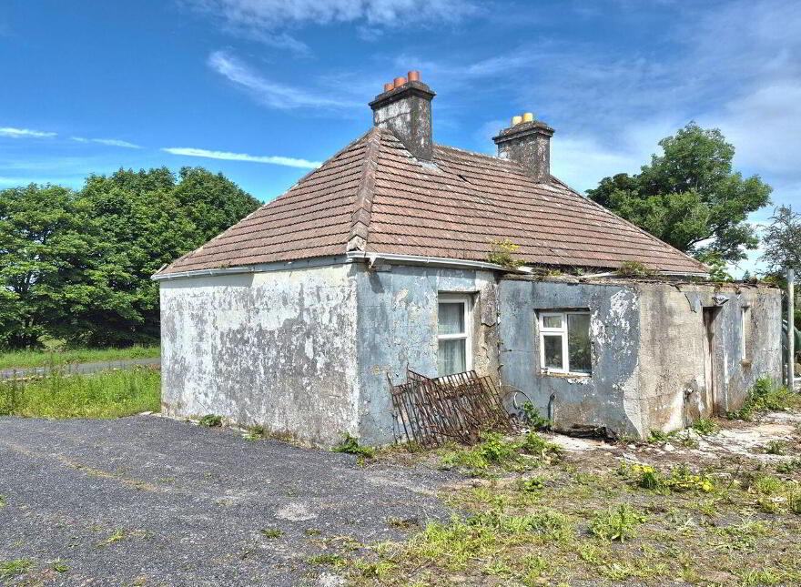 Sonnagh, Charlestown, F12X212