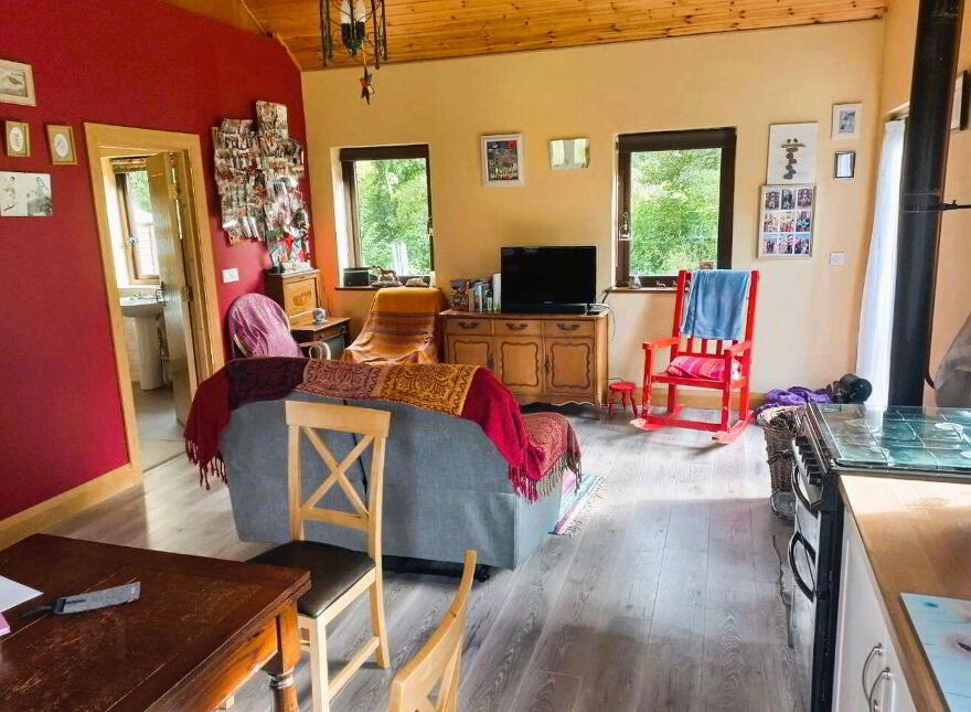 An Neidin, Carrowbeg, Kilkelly, F35T652