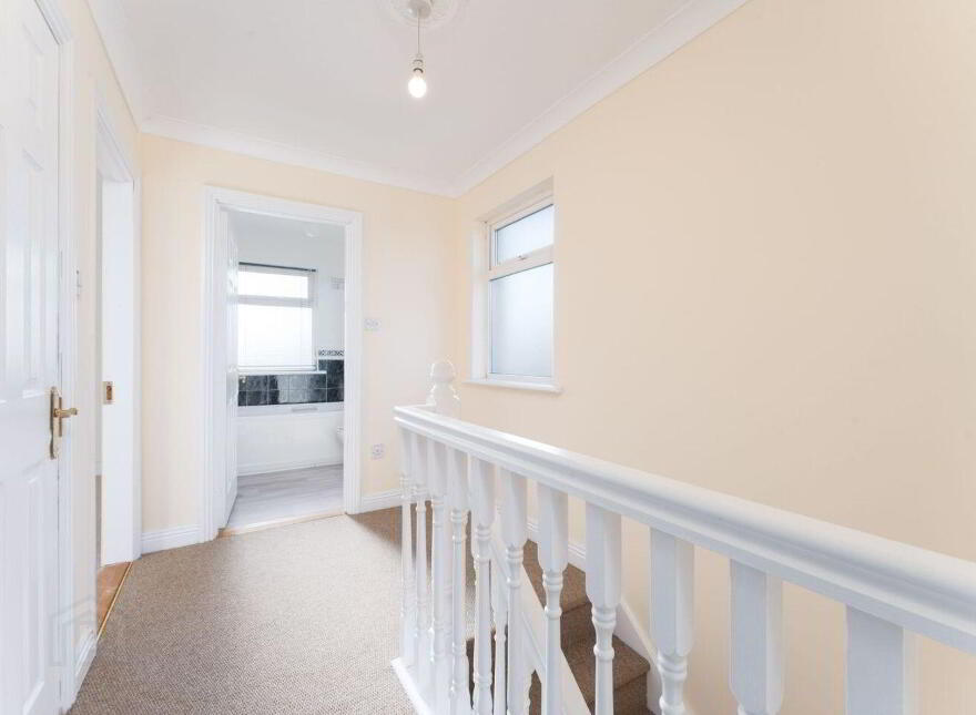 81 Hillview, Rhode, R35VP66