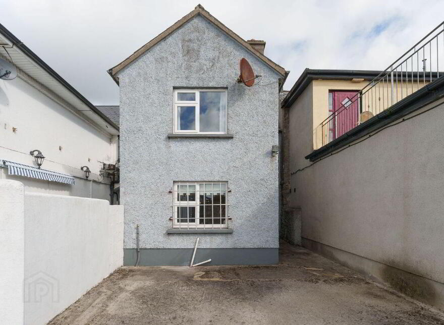 10 Upper Main Street, Kilbeggan, N91WD2P