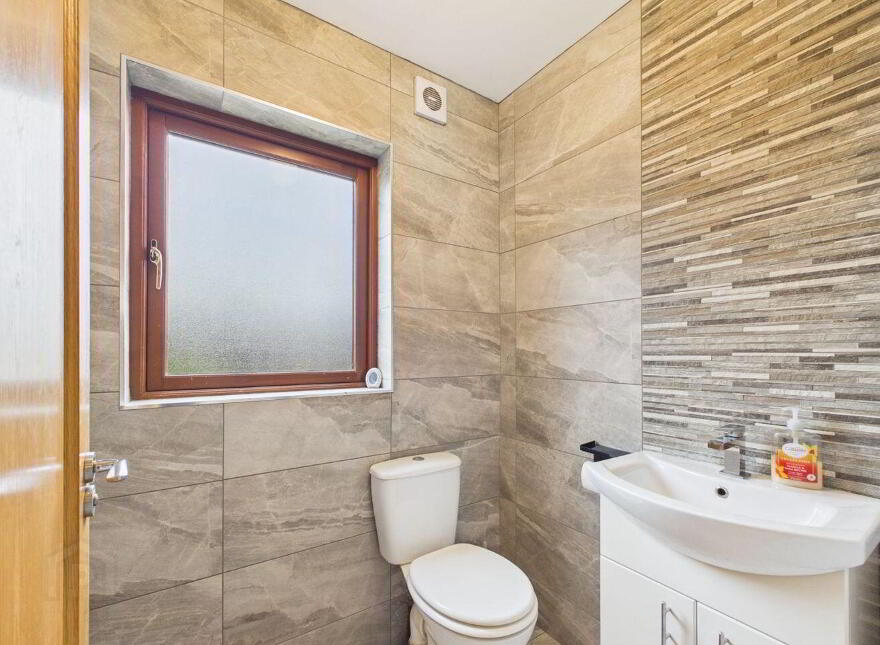 24 Páirc Na Habhainn, Gortnahown, Athenry, H65T935