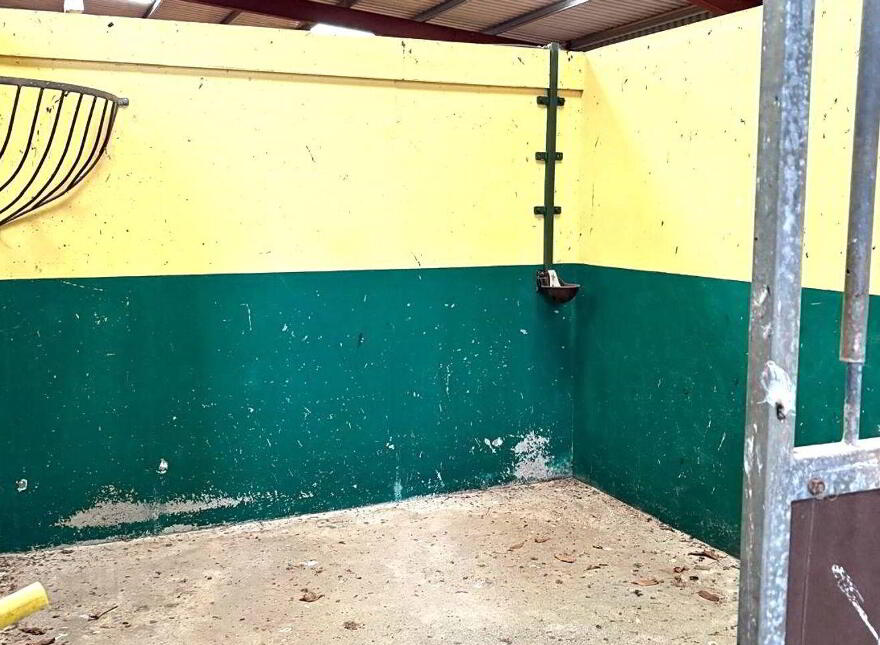 Cahermacanally, Ower, Greenfield, H91AX60