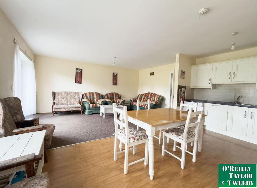11 Eagle Wood Manor, Belturbet, H14FY24