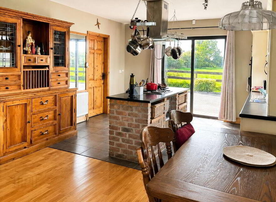 Well Street, Ballylongford, V31F295