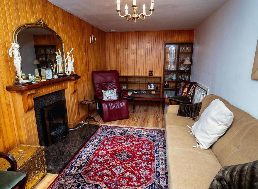 Main Street, Banagher, R42XW29