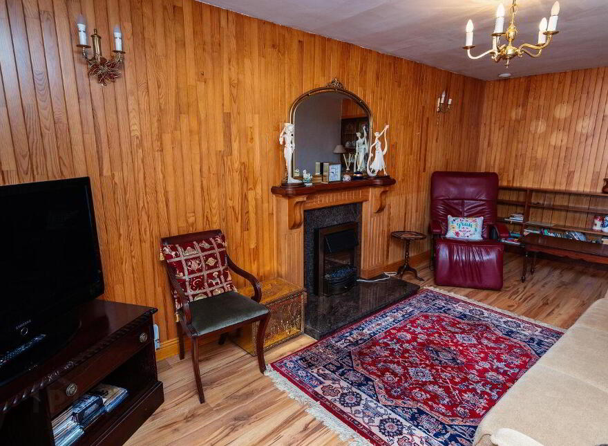 Main Street, Banagher, R42XW29