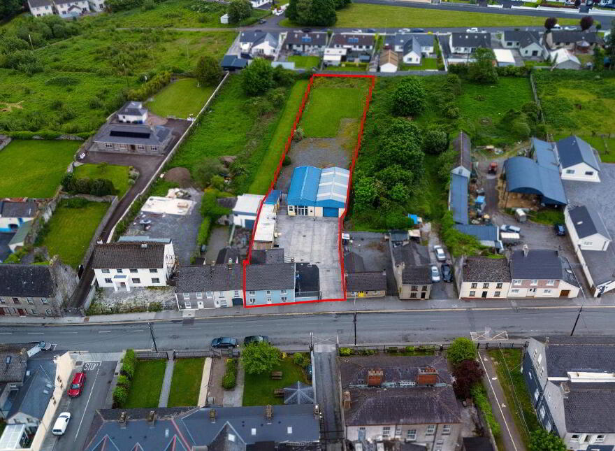 Main Street, Banagher, R42XW29