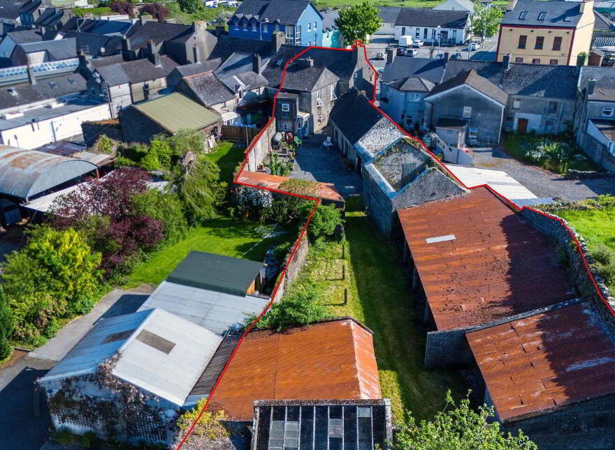 Main Street, Banagher, R42PH30