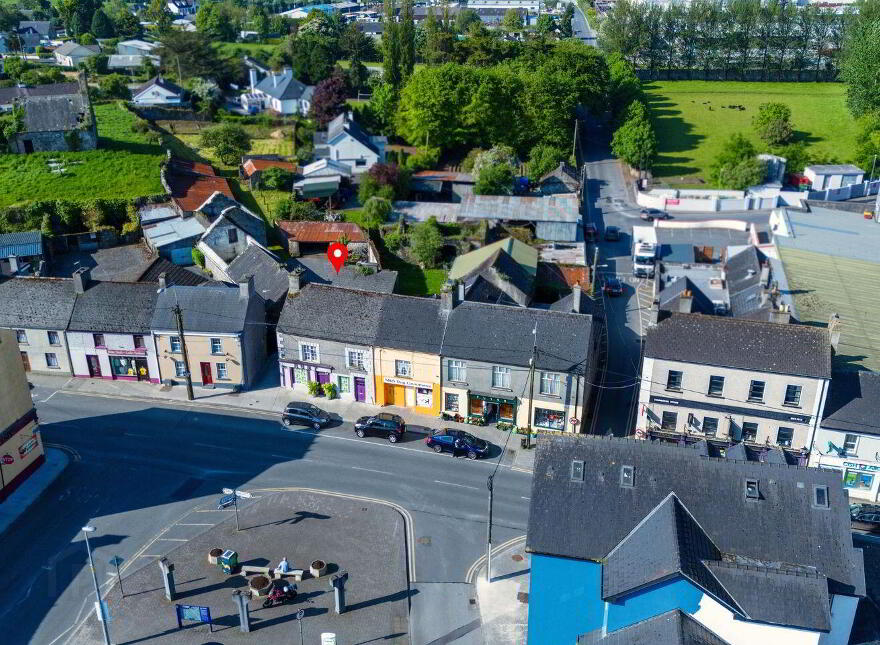 Main Street, Banagher, R42PH30