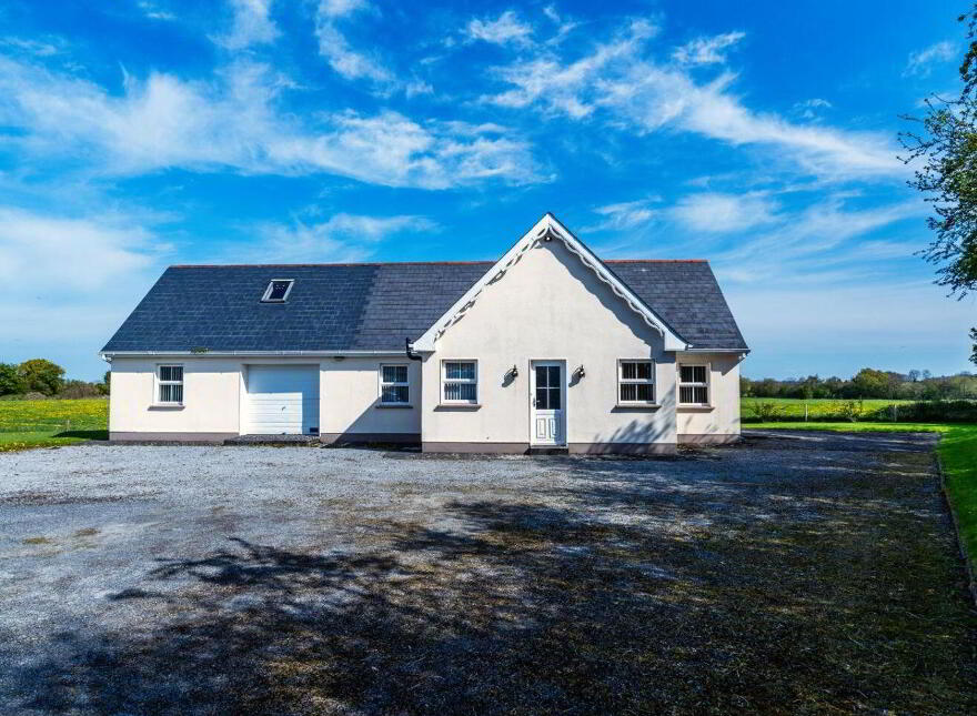Sliabh Bloom Farmhouse, Oakley Park, Clareen, R42YX57