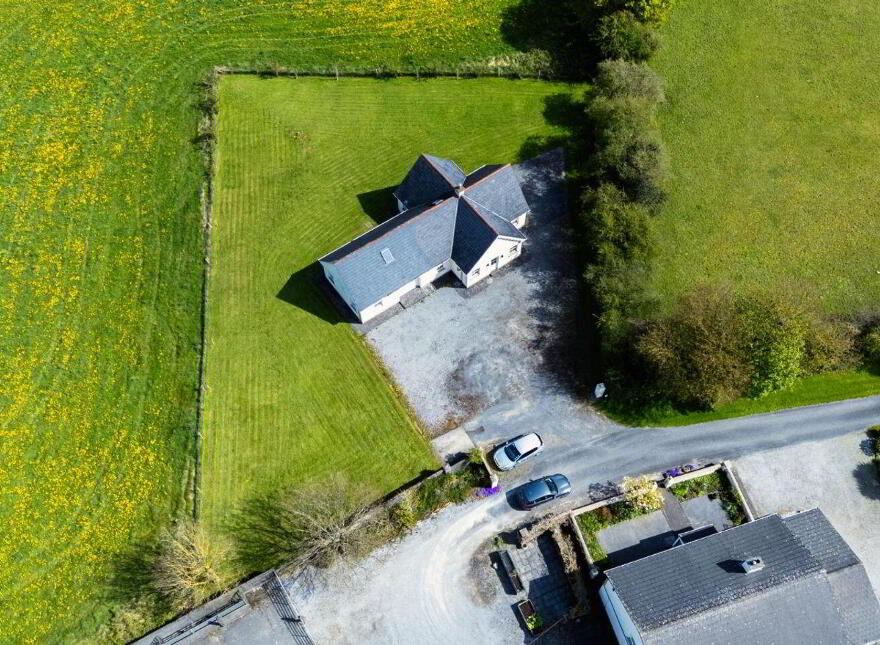 Sliabh Bloom Farmhouse, Oakley Park, Clareen, R42YX57