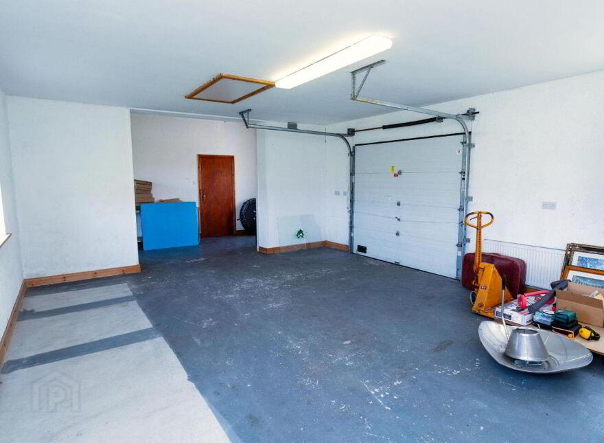 Sliabh Bloom Farmhouse, Oakley Park, Clareen, R42YX57