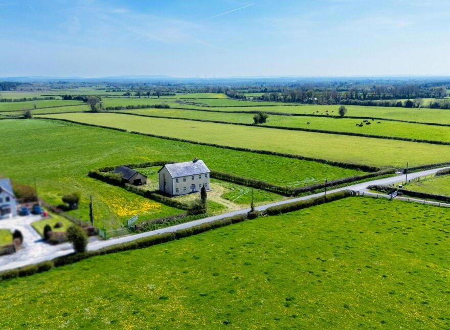 Castlepark, Clonakenny, E53TF40