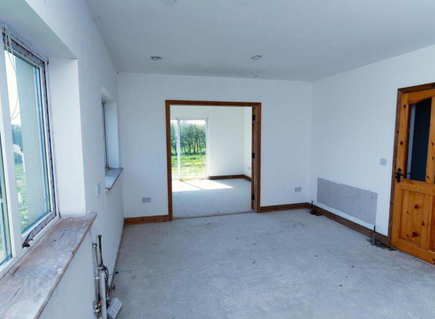 Castlepark, Clonakenny, E53TF40