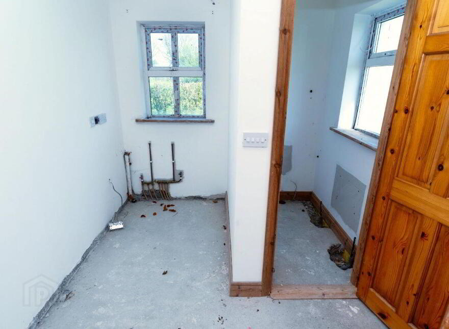 Castlepark, Clonakenny, E53TF40
