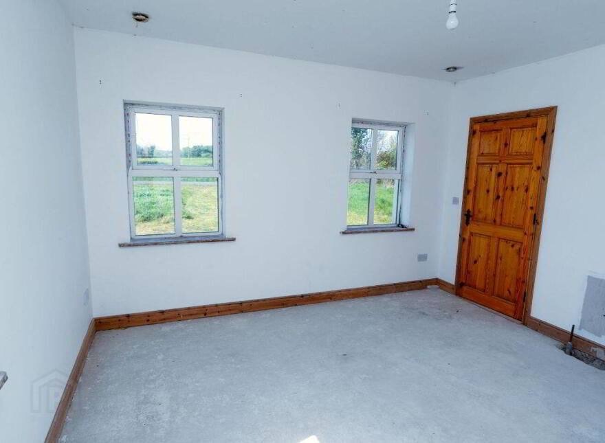 Castlepark, Clonakenny, E53TF40