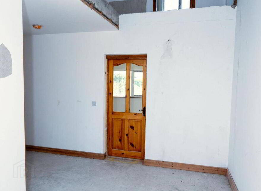 Castlepark, Clonakenny, E53TF40