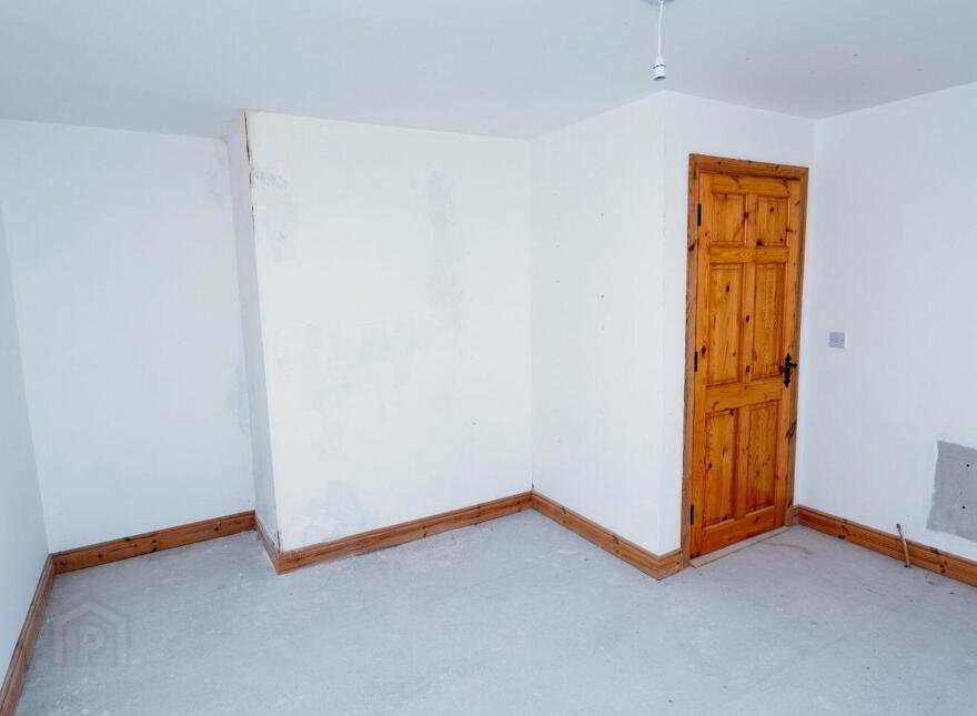 Castlepark, Clonakenny, E53TF40
