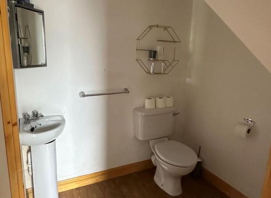154 An Dúiche, Scalaheen, Tipperary Town, E34P681