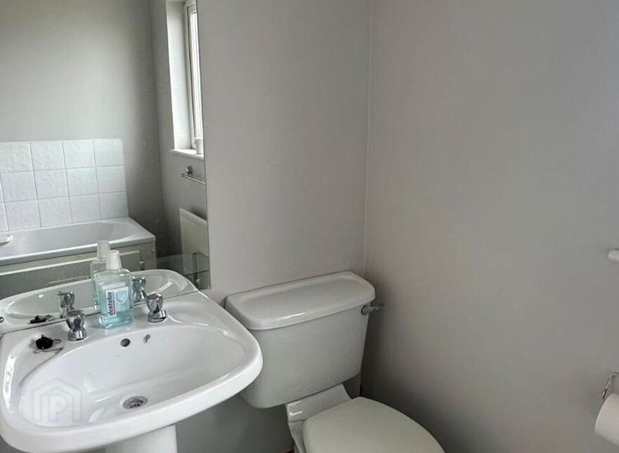 154 An Dúiche, Scalaheen, Tipperary Town, E34P681
