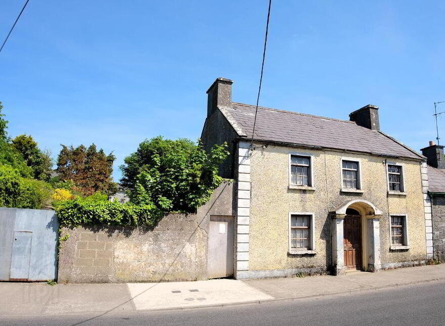 Cross Street, Loughrea