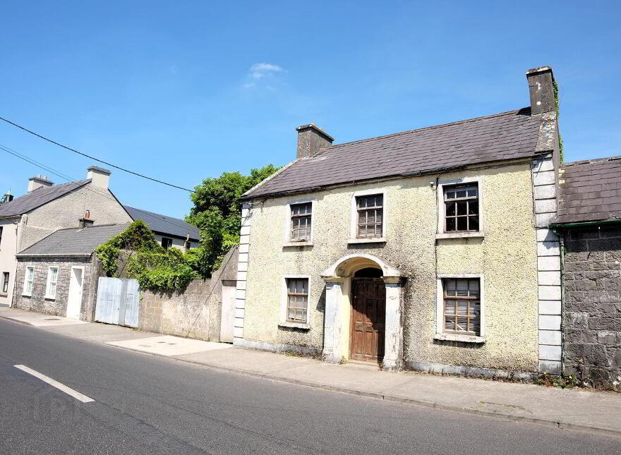 Cross Street, Loughrea