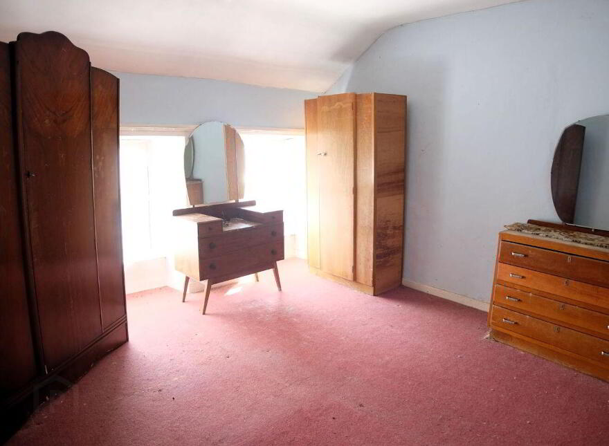 Dunkellin Street, Loughrea, H62YE62