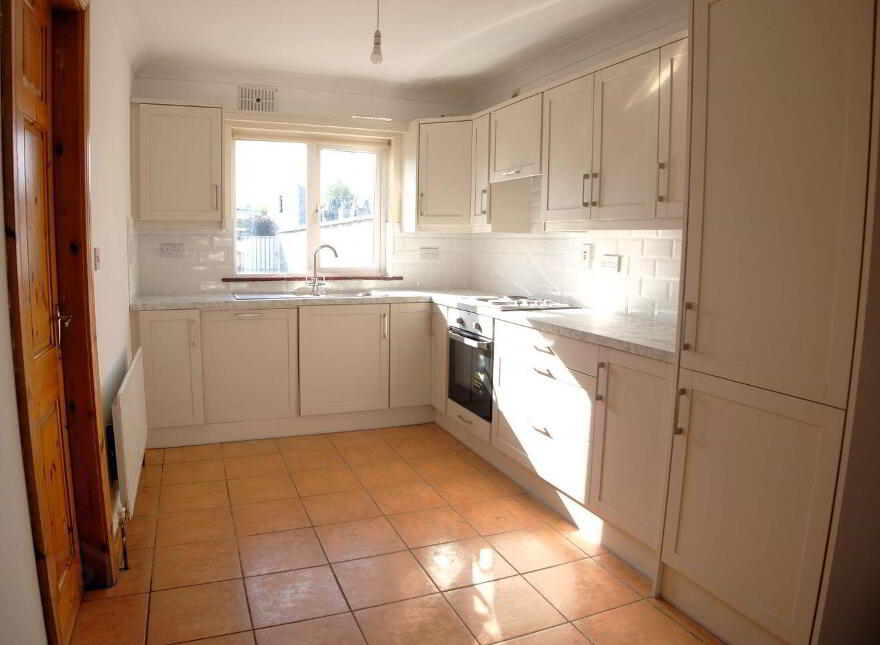 4 Bride Street, Loughrea, H62T253