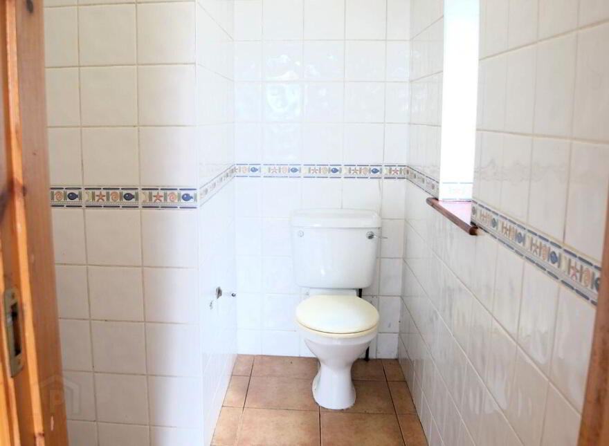 4 Bride Street, Loughrea, H62T253
