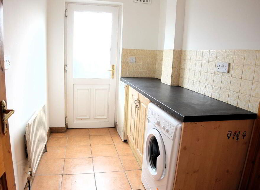 4 Bride Street, Loughrea, H62T253