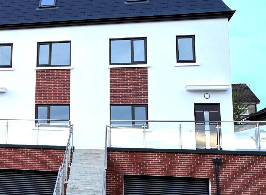 4 Leacach Ard, Danesfort Road, Loughrea, H62X858