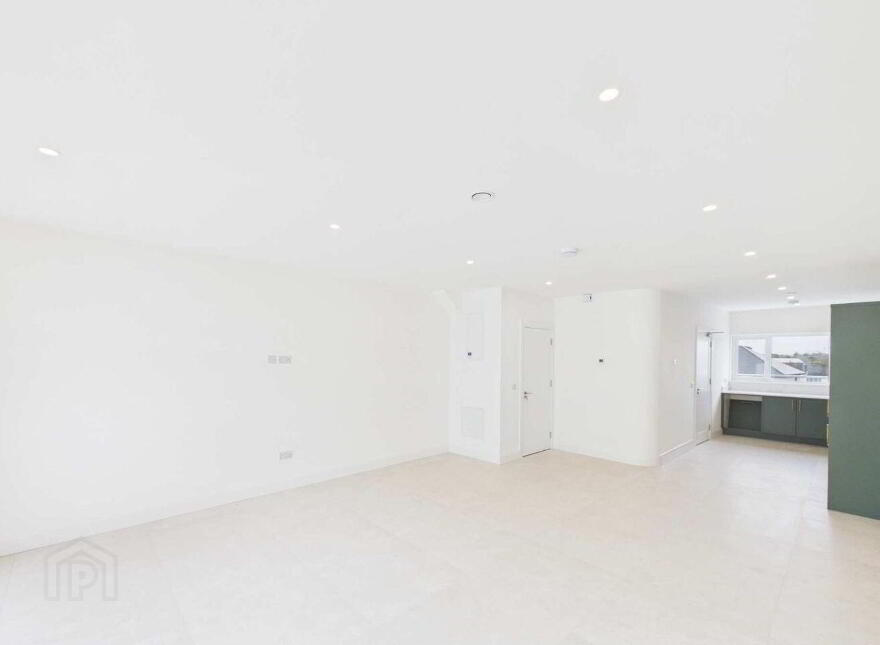4 Leacach Ard, Danesfort Road, Loughrea, H62X858
