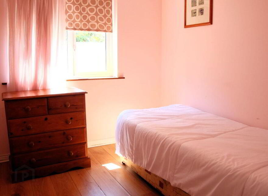 Cosmona, Loughrea, H62YF20