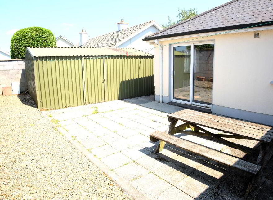 Cosmona, Loughrea, H62YF20