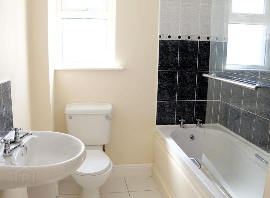 68 Baunoge, Mountpleasant, Loughrea, H62X678