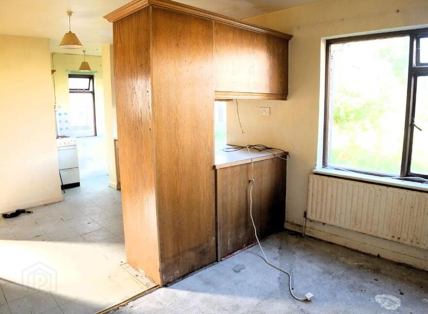 Cross Street, Loughrea, H62NN66